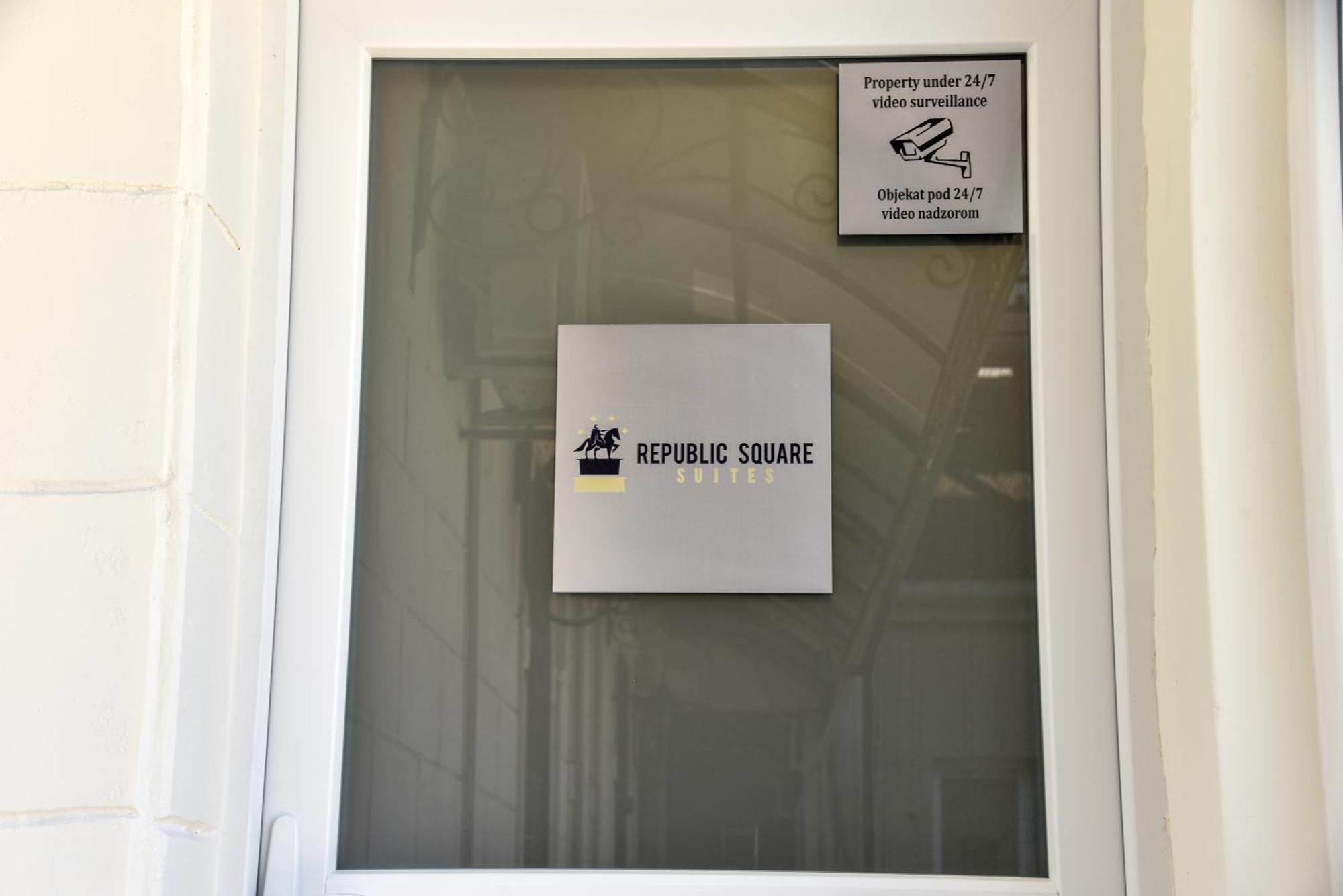 Republic Square Luxury Suites Belgrado Exterior foto