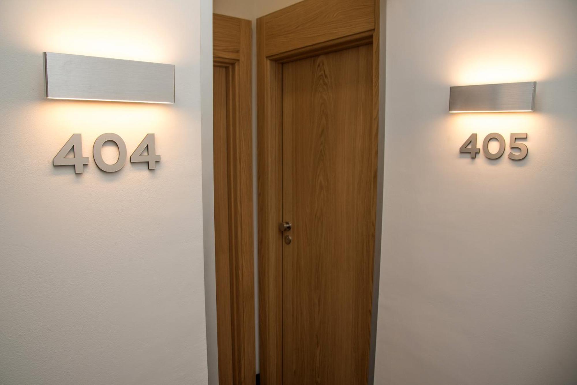 Republic Square Luxury Suites Belgrado Exterior foto